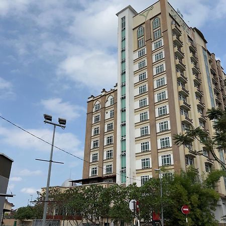 Private One Bedroom Viana Court Service Apartment 6 With Private Parking Kota Bharu Exterior photo